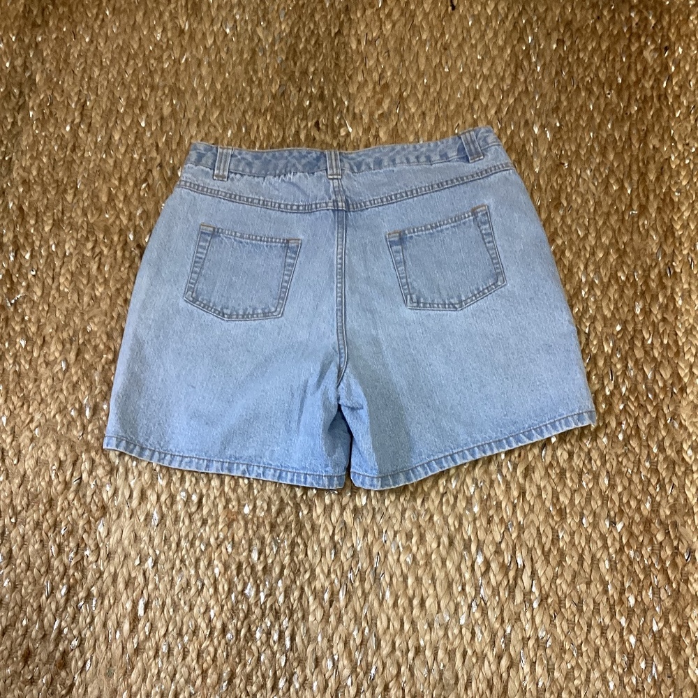 Size 12 - Picture 2 of 2